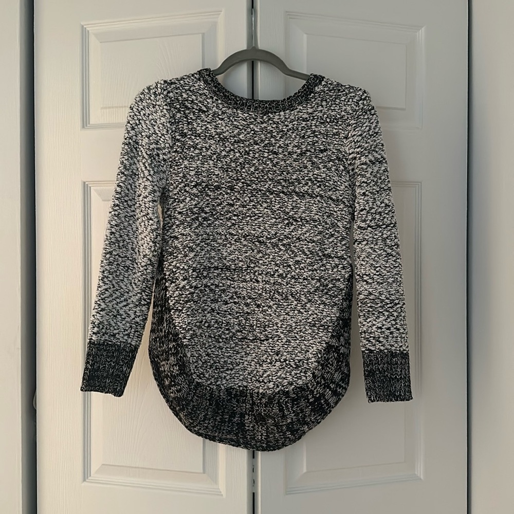 XS Loft black, and white sweater